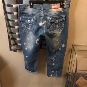 Size 36 True Religion capris